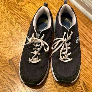 Worn one tennis shoes